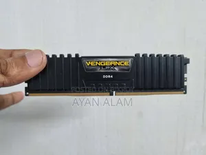 CORSAIR Vengeance LPX DDR4
