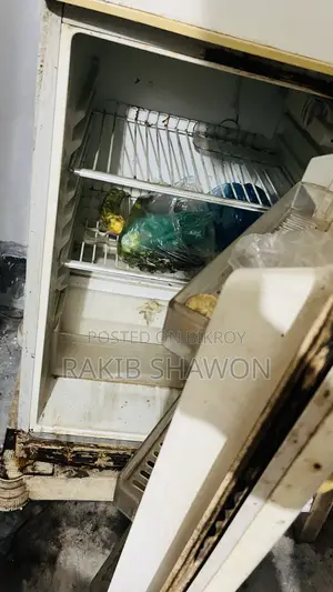 পুরনো Kelvinator ফ্রিজ বিক্রি হবে
