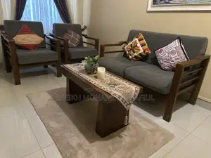 Hatil Sofa Set With Center Table