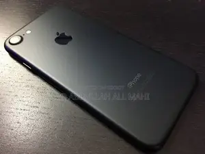 New Apple iPhone 7 128 GB Black