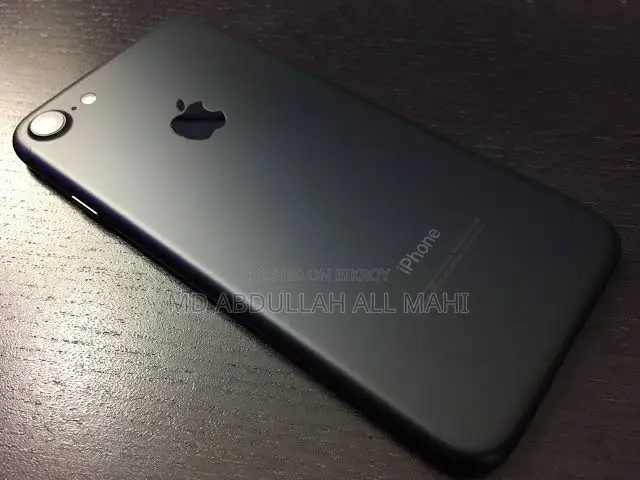 New Apple iPhone 7 128 GB Black