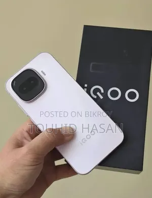 iQOO 256 GB White