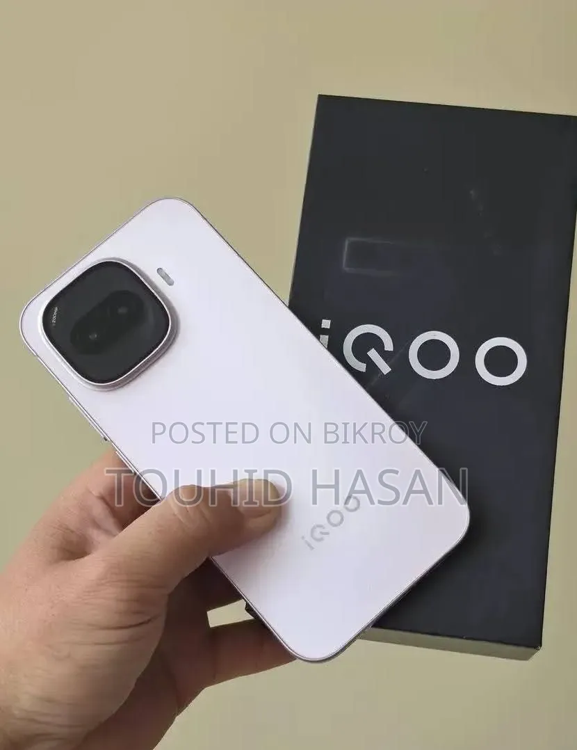 iQOO 256 GB White