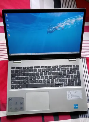 Laptop Dell Inspiron 15 3501 4GB Intel Core i3 SSD 256GB