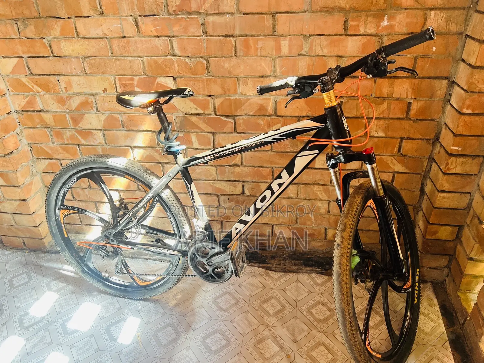 Good condition Avon bicycle for sale