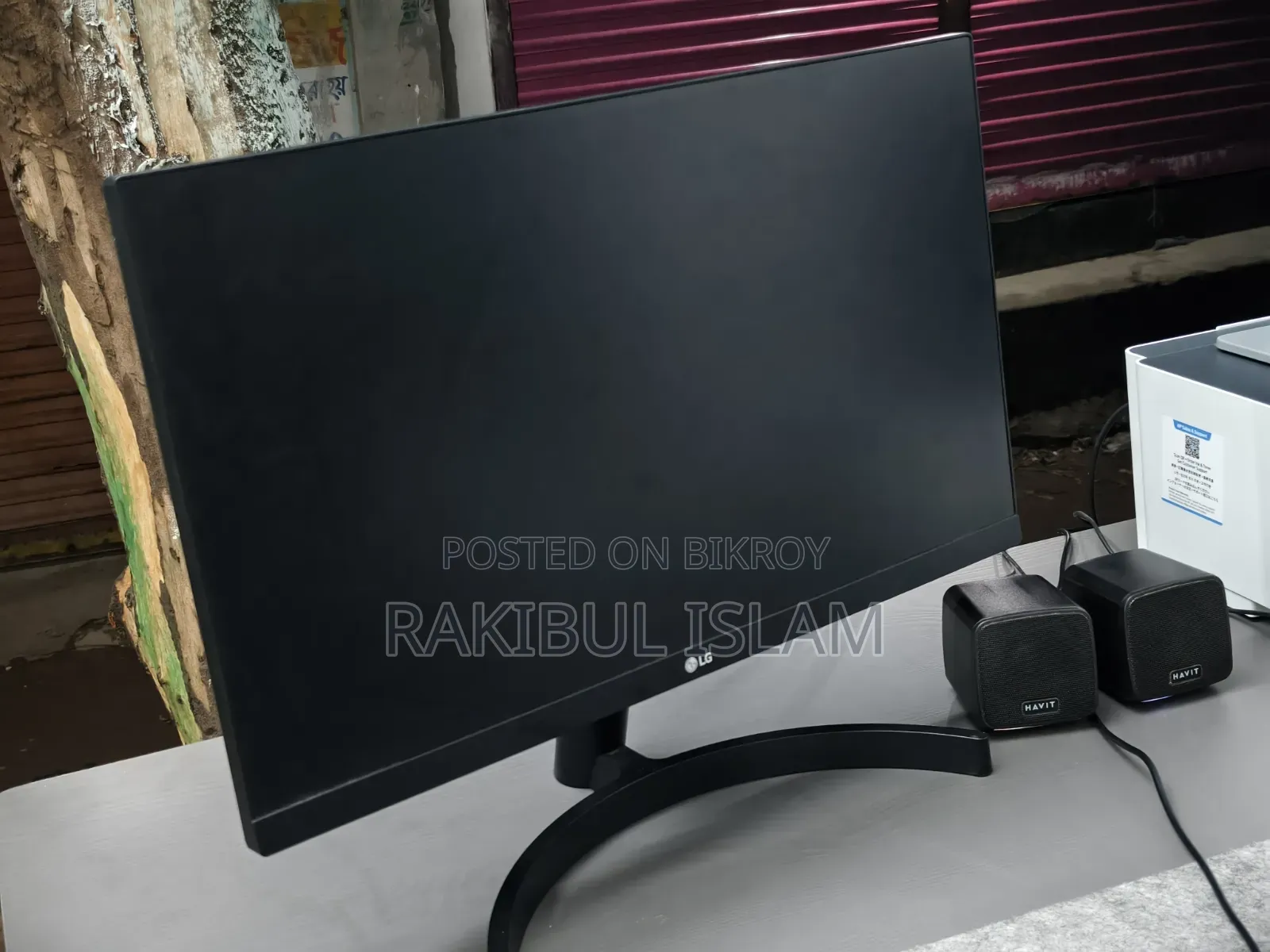 LG Monitor for sale