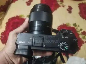 DSLR Mirrorless Sony A6400 Camera With 50 Prime & Kit Lens