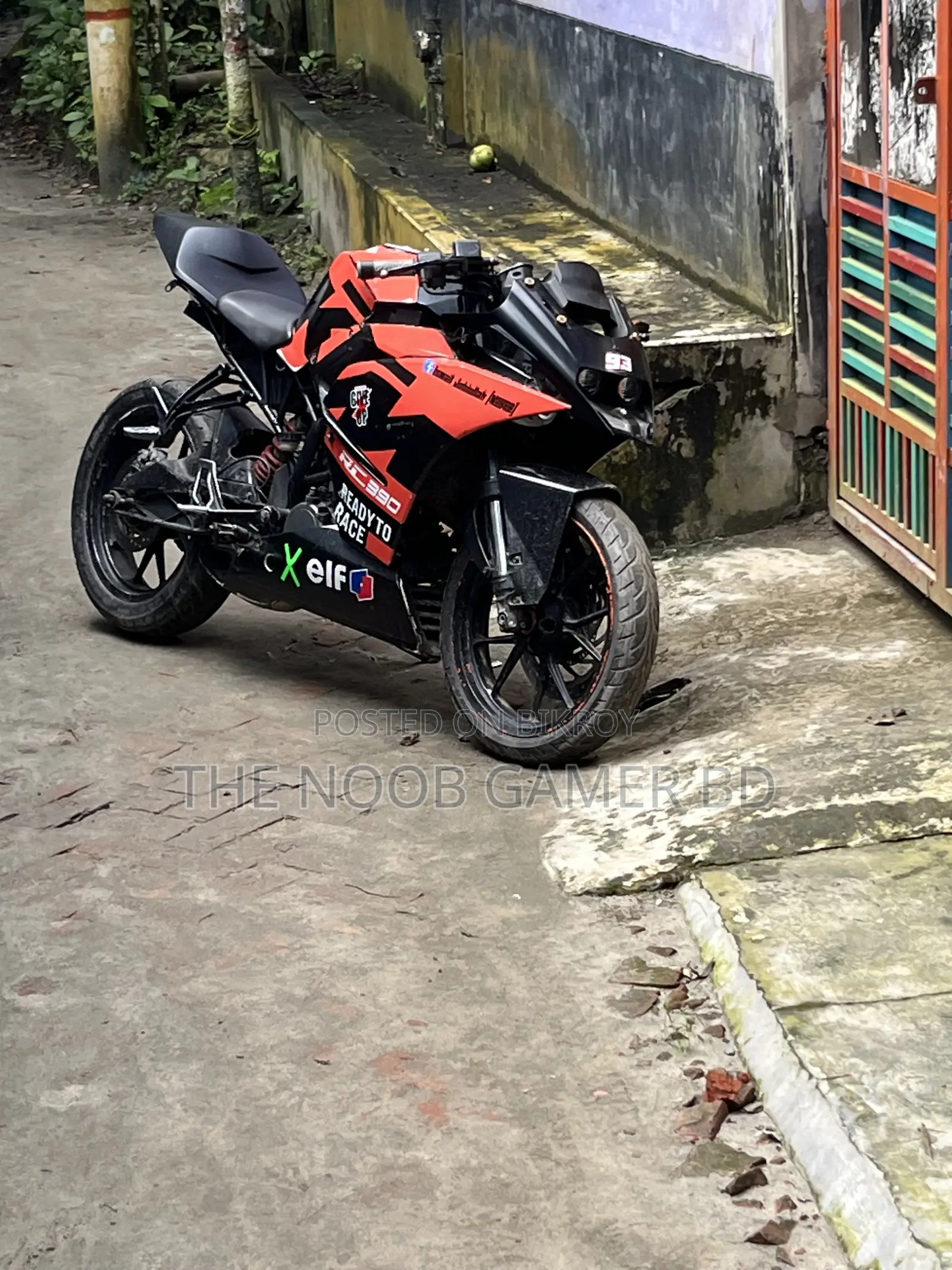 কেটিএম আরসি ১২৫ ২০১৯ সাদা