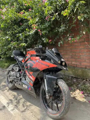 কেটিএম আরসি ১২৫ ২০১৯ সাদা