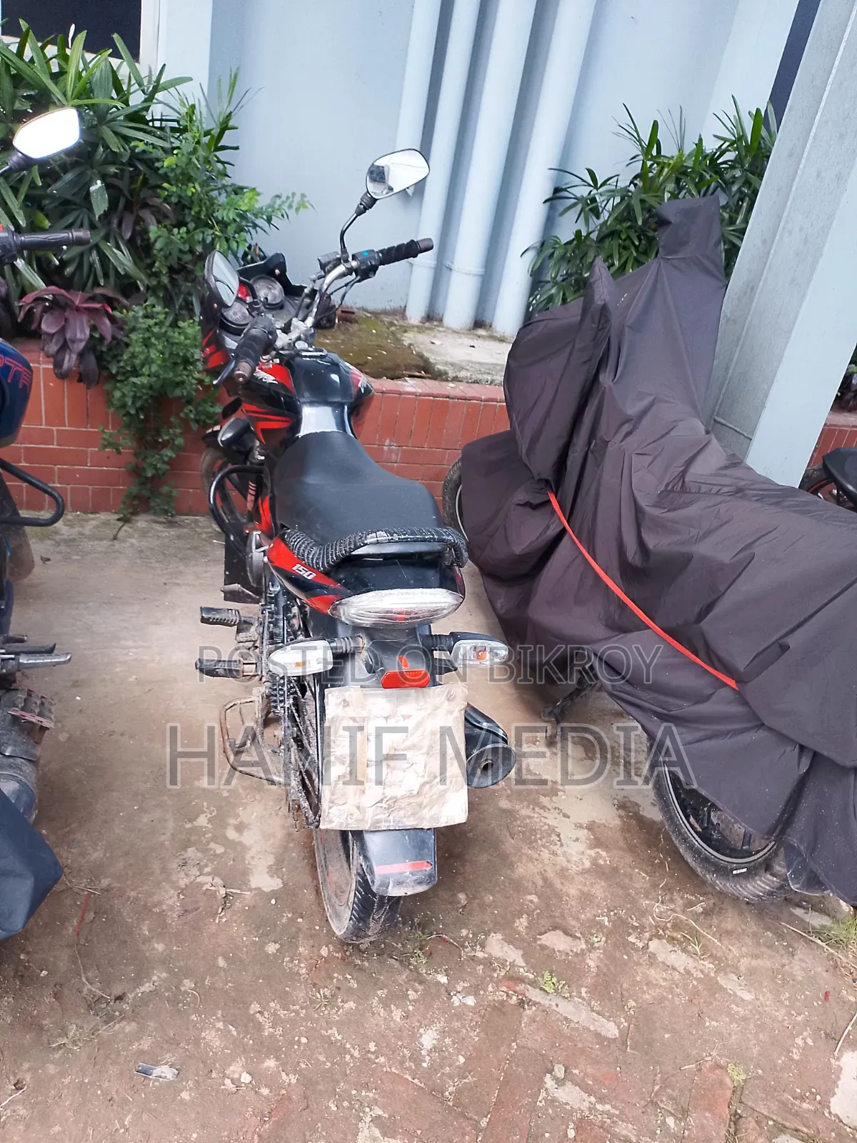 বাজাজ ডিসকভার ১৫০ ২০১৪ লাল