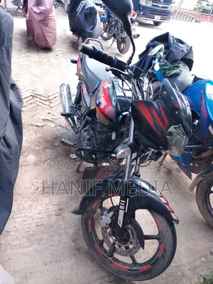 বাজাজ ডিসকভার ১৫০ ২০১৪ লাল