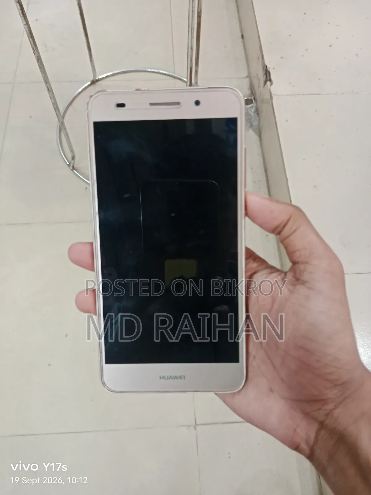 Huawei Y6 32 GB Gold