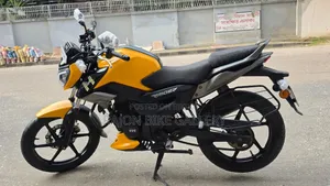 TVS Raider 125 2022 Yellow