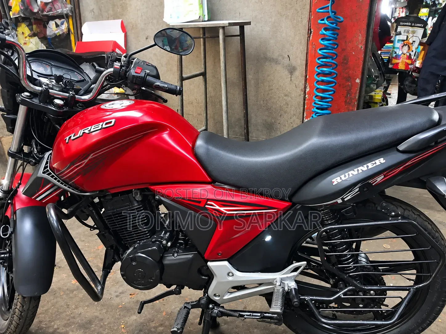 Runner Turbo 125 2018 Red