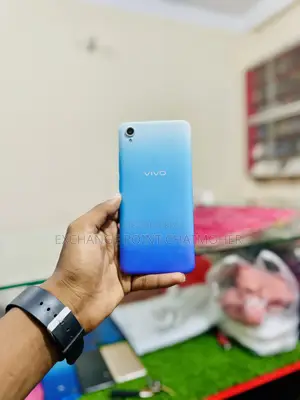 Vivo Y1s 32 GB Blue