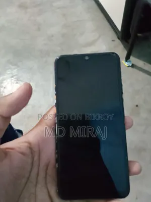 Vivo Y11 32 GB Blue