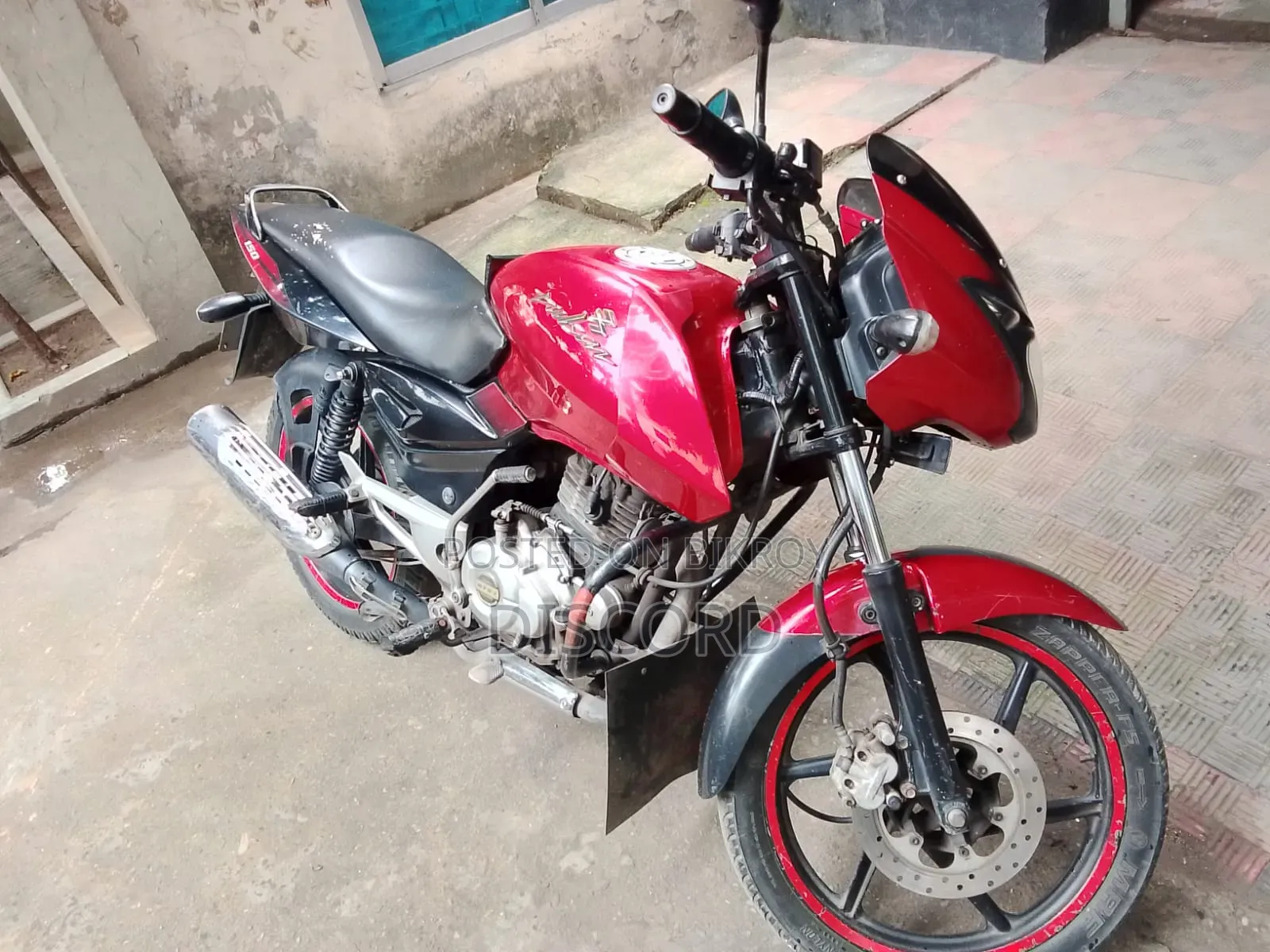 Bajaj Pulsar 150 2013 Red