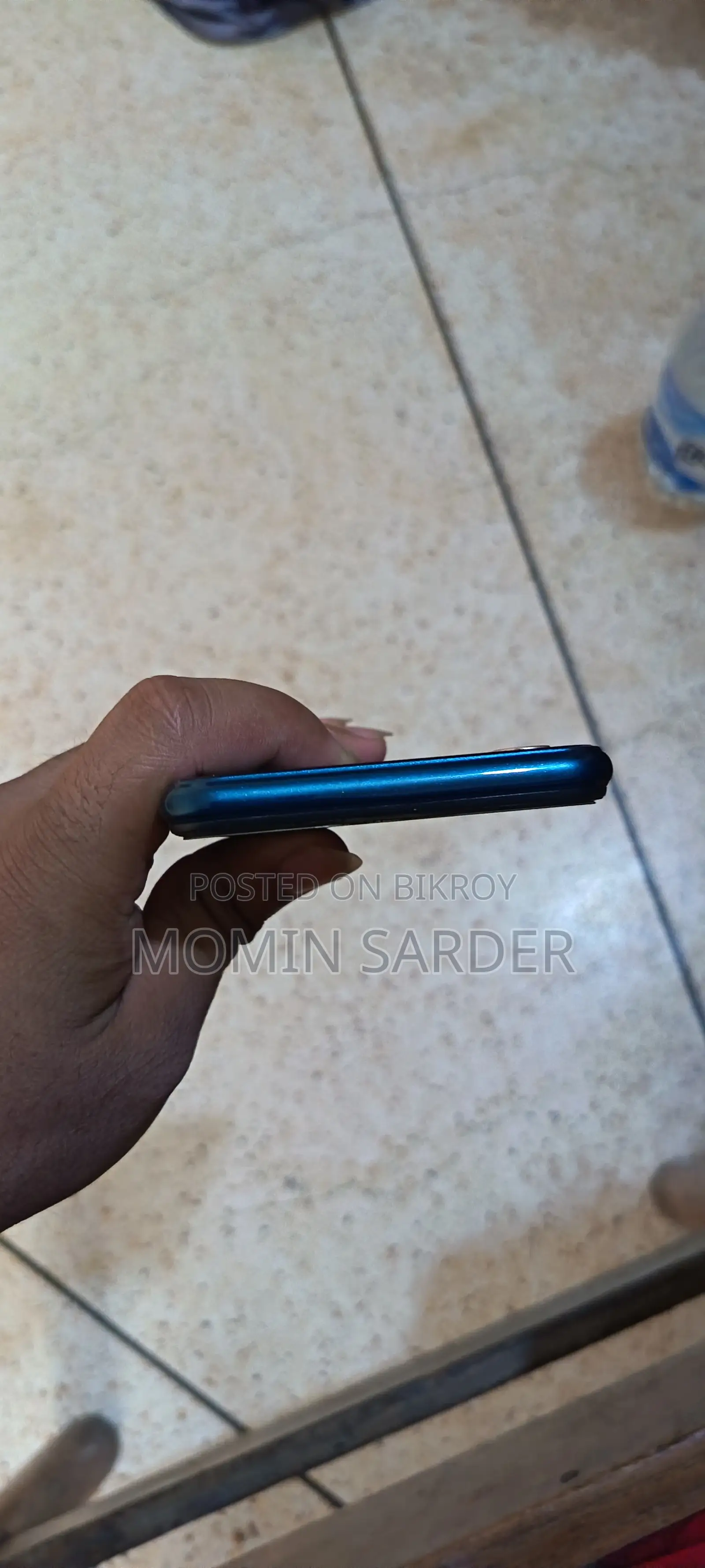 Vivo Y15 64 GB Blue