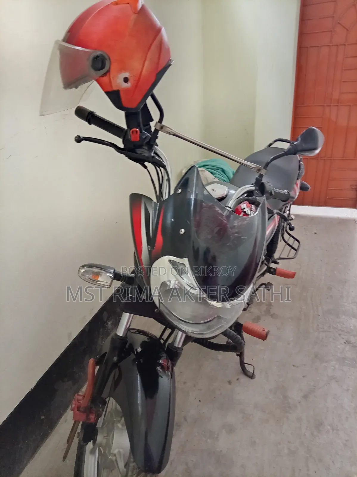 Bajaj Discover 125 2018 Black