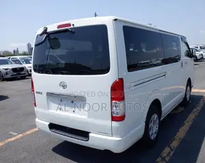 Toyota HiAce 2021 White