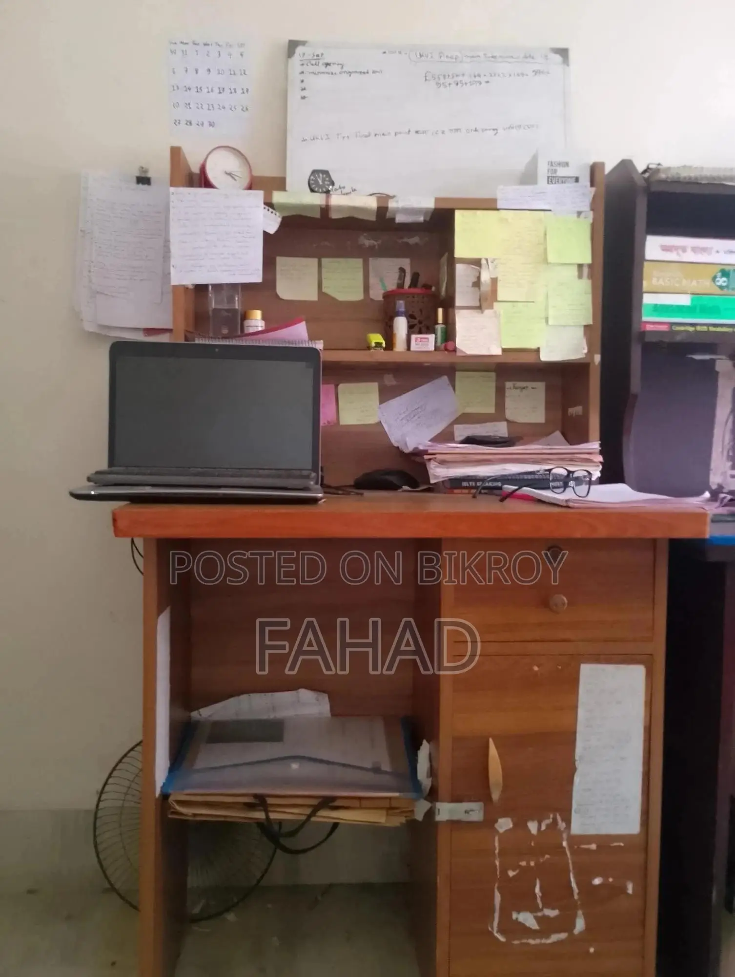 Table With a Chair With No Scratch or Damages