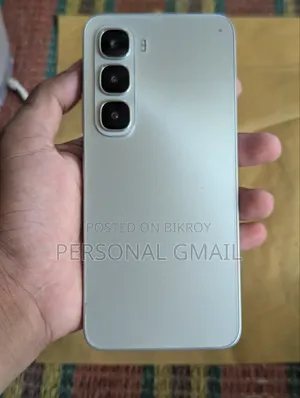 Infinix Hot 60i 128 GB Silver