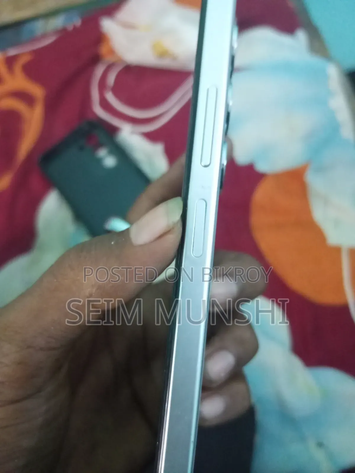 অপ্পো এ৫ ৫জি ১২৮ জিবি সাদা