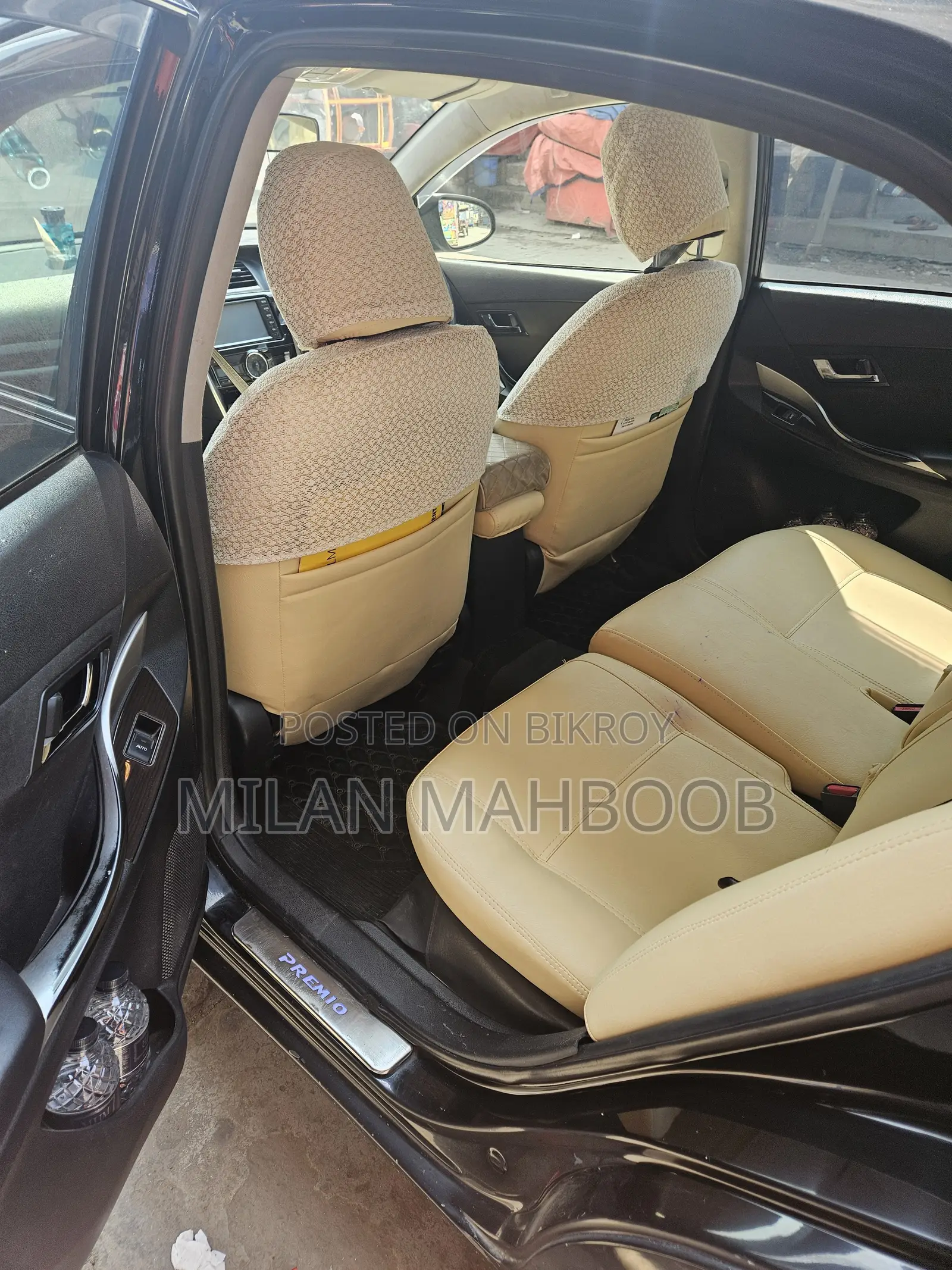 Toyota Premio 2018 Black