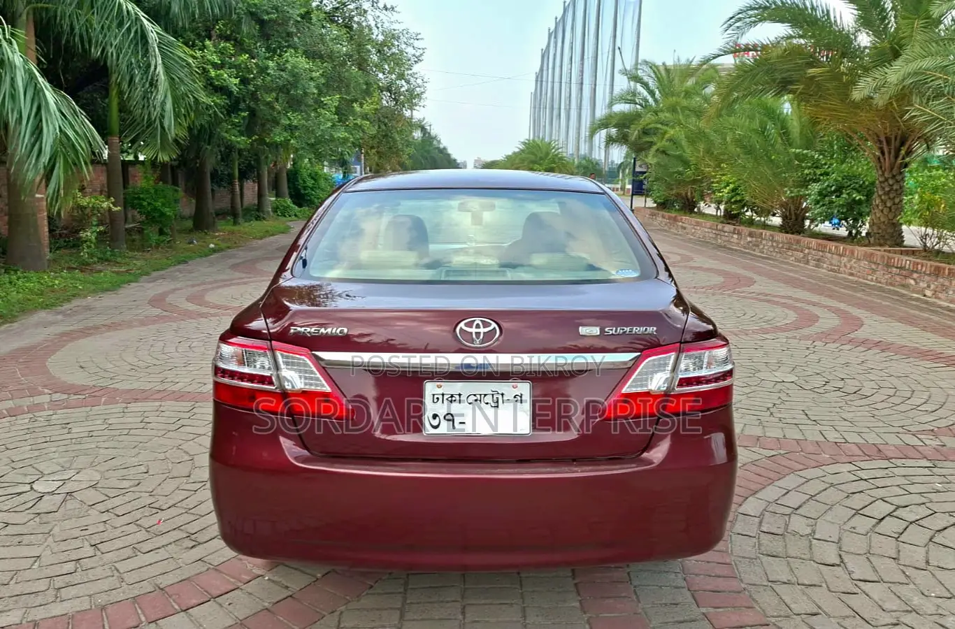 Toyota Premio 2010 Red