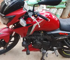 TVS Apache RTR 160 2V 2015 Red