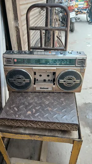 ৯০ দশকের ক্যাসেট