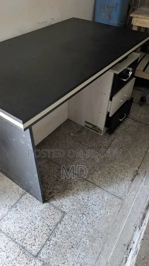 Office Desk
