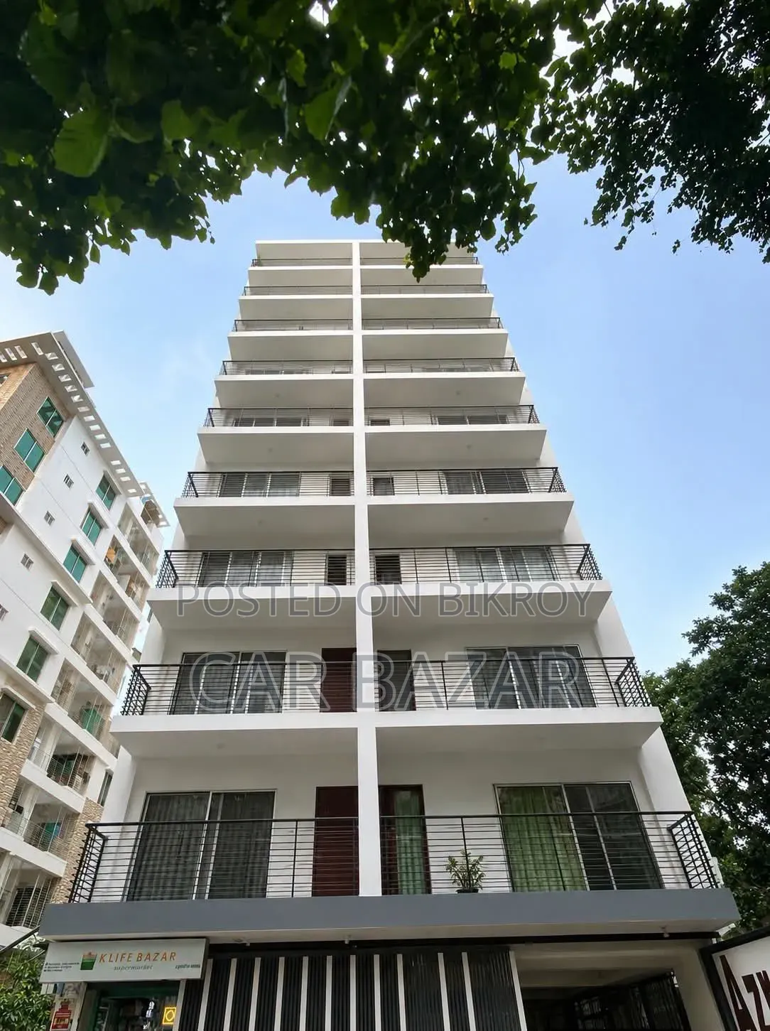 Land Duplex Building for Sale Cornelhut