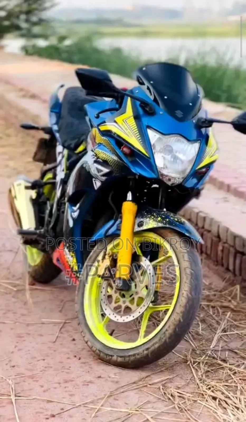 সুজুকি জিক্সার এসএফ ২০১৯ নীল