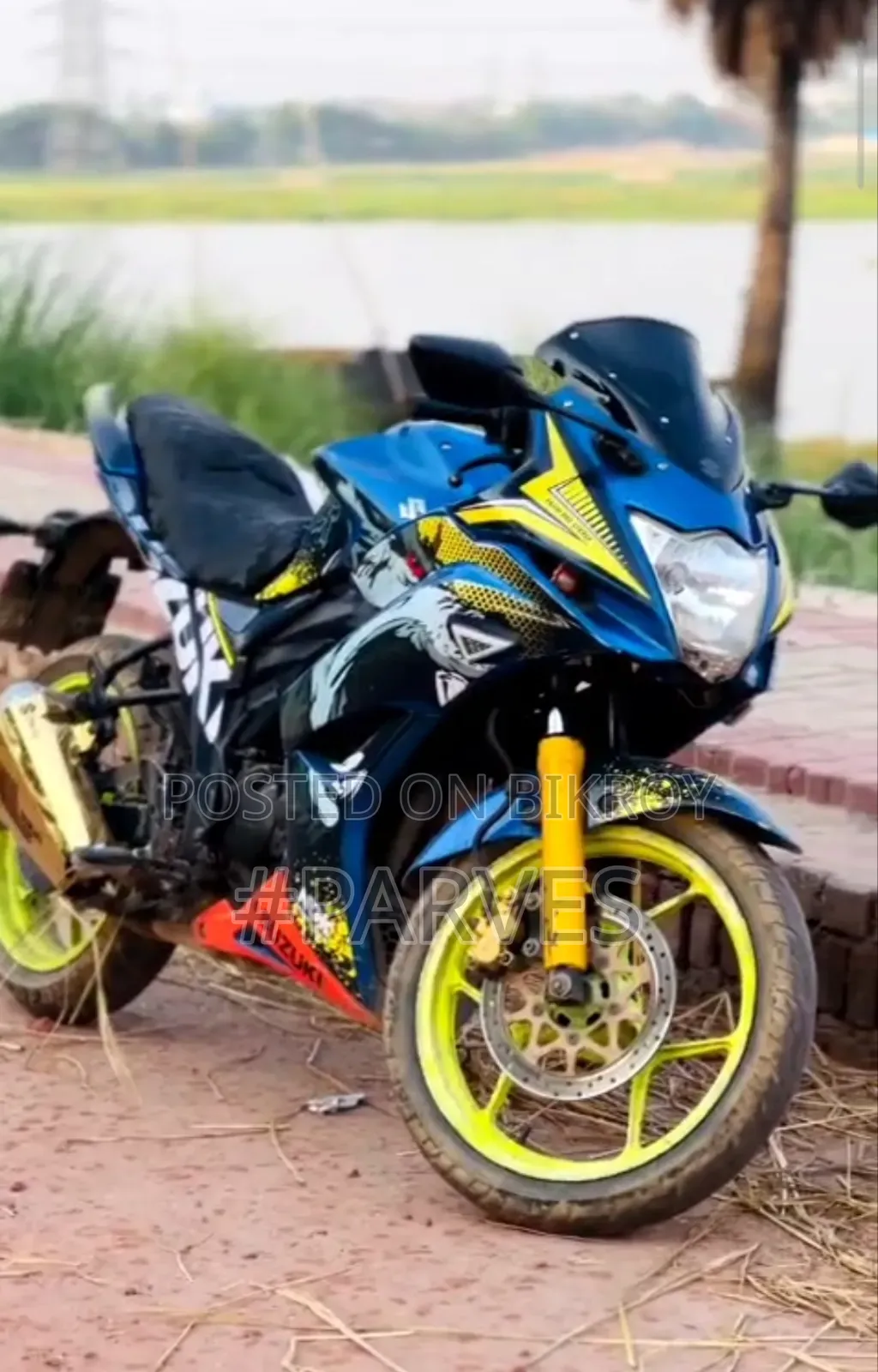 সুজুকি জিক্সার এসএফ ২০১৯ নীল