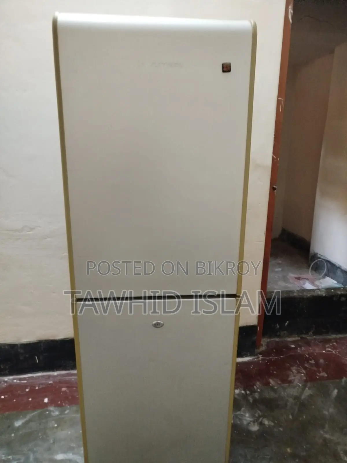 রেফ্রিজারেটর বিক্রয় হবে