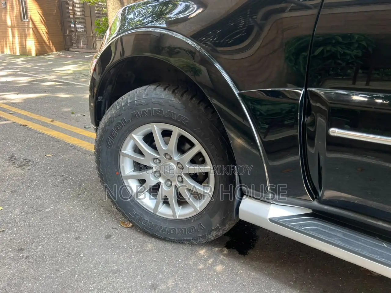Mitsubishi Pajero 2018 Black