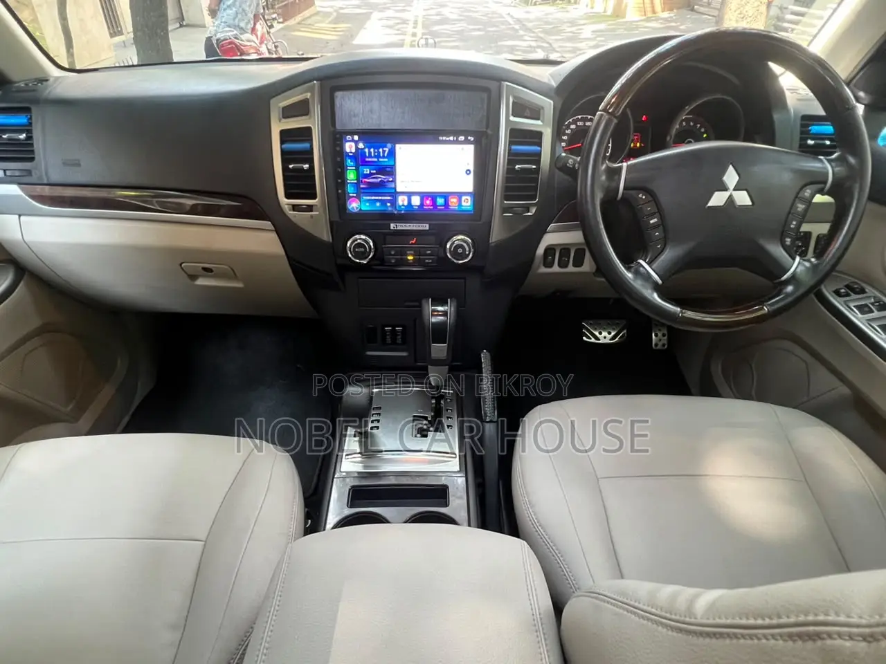 Mitsubishi Pajero 2018 Black