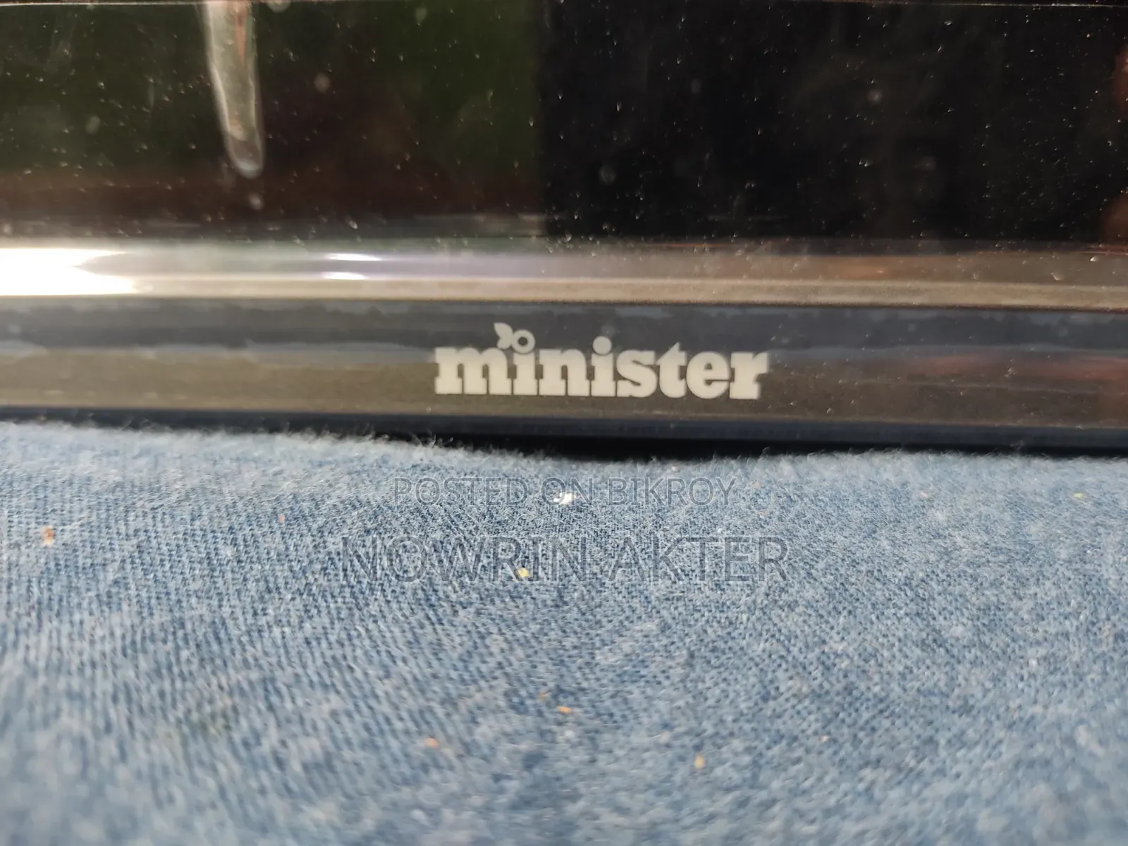 Minister Google TV