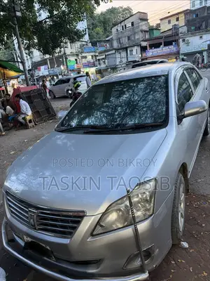 টয়োটা প্রমিও ২০১০ সিলভার