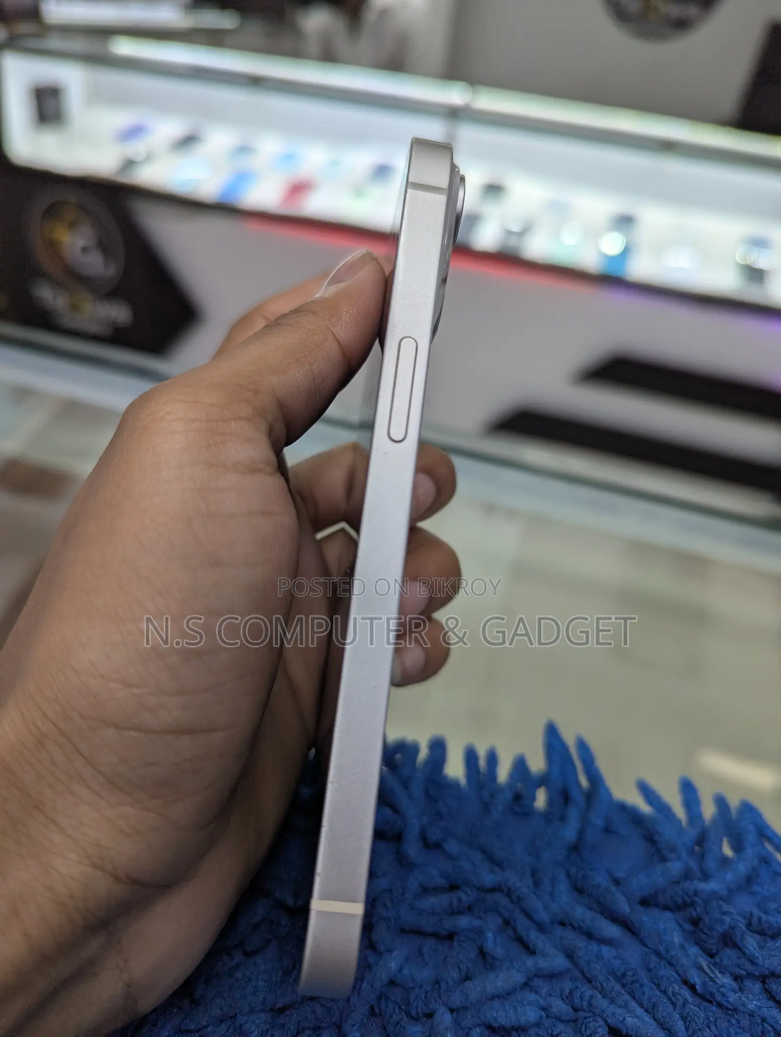 অ্যাপল আইফোন ১৪ ১২৮ জিবি হোয়াইট
