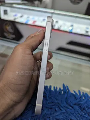 অ্যাপল আইফোন ১৪ ১২৮ জিবি হোয়াইট
