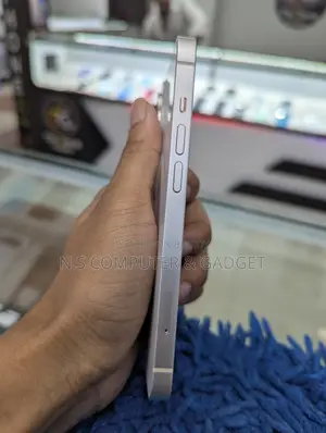 অ্যাপল আইফোন ১৪ ১২৮ জিবি হোয়াইট