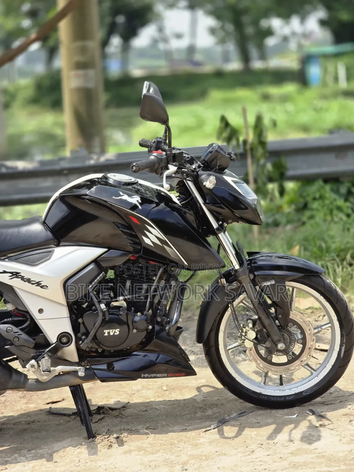 TVS Apache RTR 160 4V 2021 Black