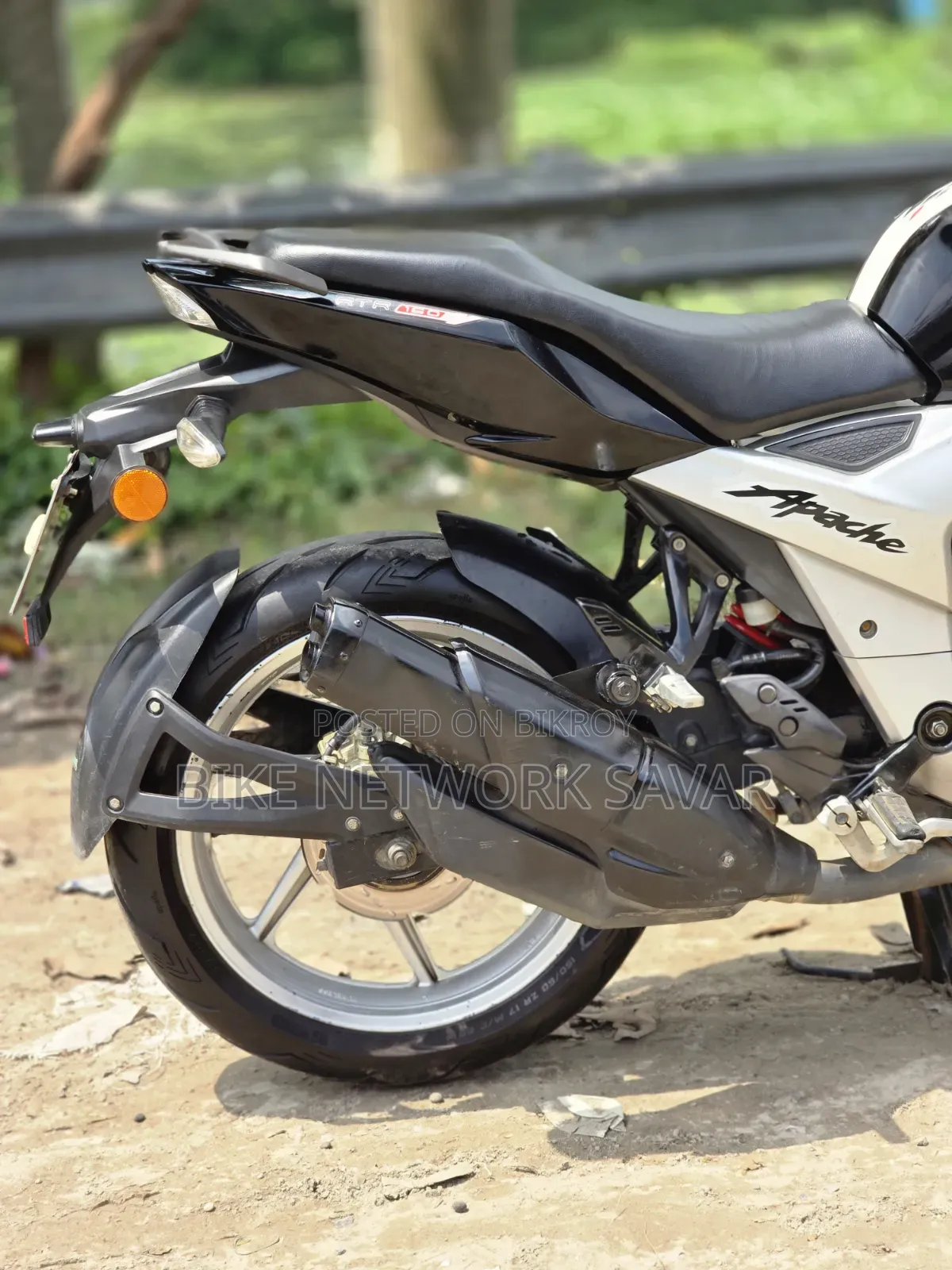 TVS Apache RTR 160 4V 2021 Black