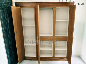 আলমারী - সেগুন কাঠ এর।