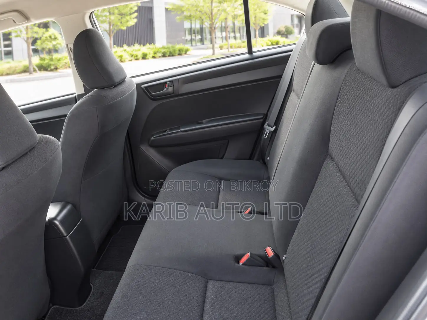 Toyota Axio 2022 Silver