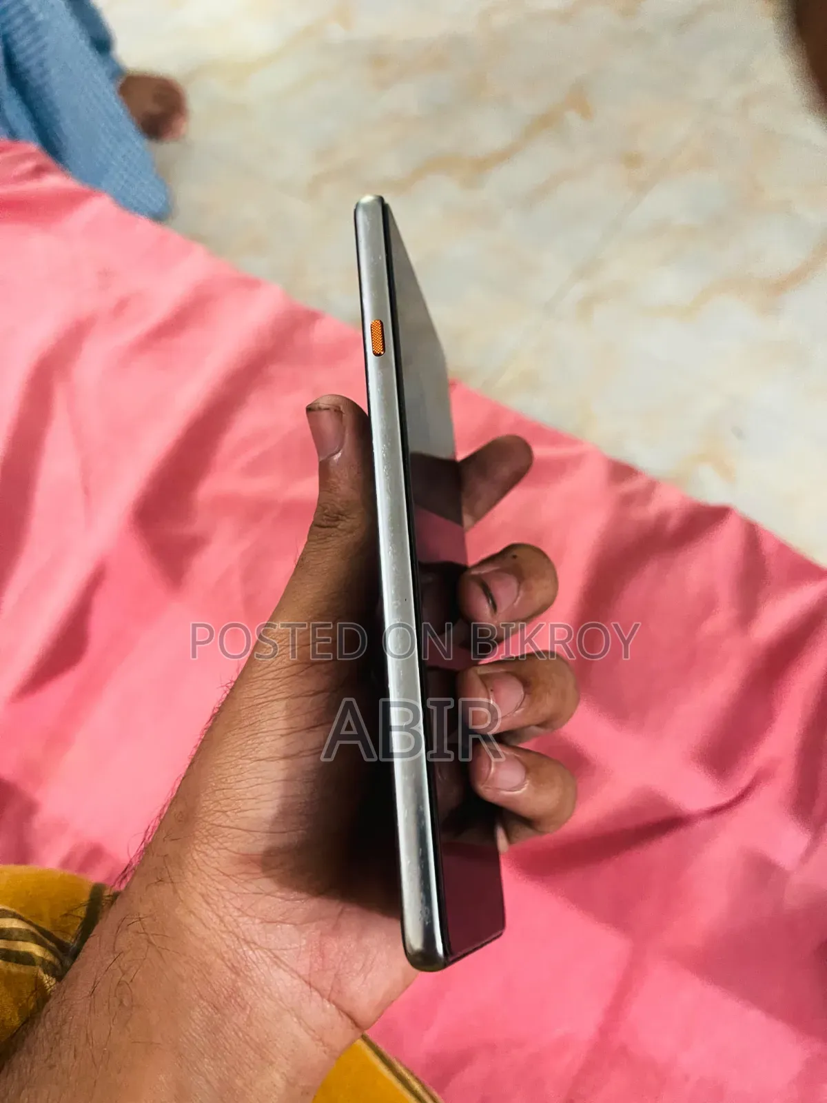 নিউ টেকনো ক্যামন ৪০ ২৫৬ জিবি সিলভার