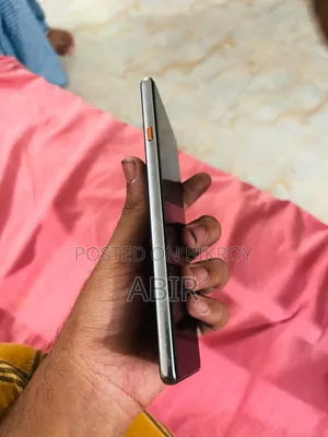 নিউ টেকনো ক্যামন ৪০ ২৫৬ জিবি সিলভার