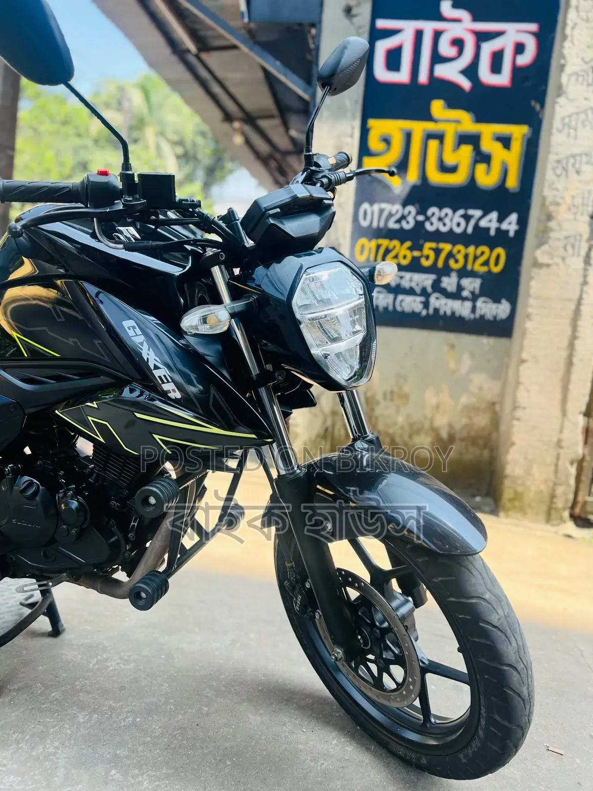 সুজুকি জিক্সার ২০২৫ ব্ল্যাক